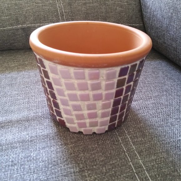 **PRICE REDUCED** Hand Crafted Mosaic Tile Flower Pot - Picture 9 of 12